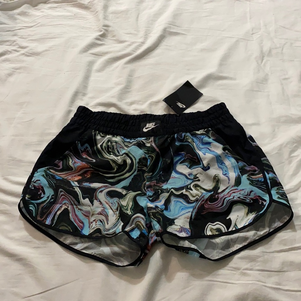 Nike women’s running short